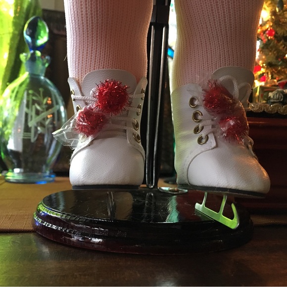 This is a Terry Lee Doll Reproduction in excellent condition - Picture 6 of 12